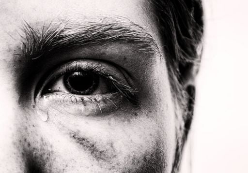 Comprendre le sens d'un événement traumatique est le premier pas pour s'en libérer. Le Reiki Usui offre une approche douce et non invasive en cas de trauma.