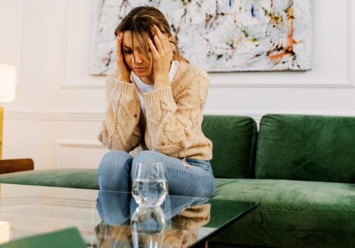 Vous subissez trop de pression émotionnelle au quotidien ? Découvrez comment faire baisser cette charge émotionnelle grâce au Reiki et à l'hypnose.