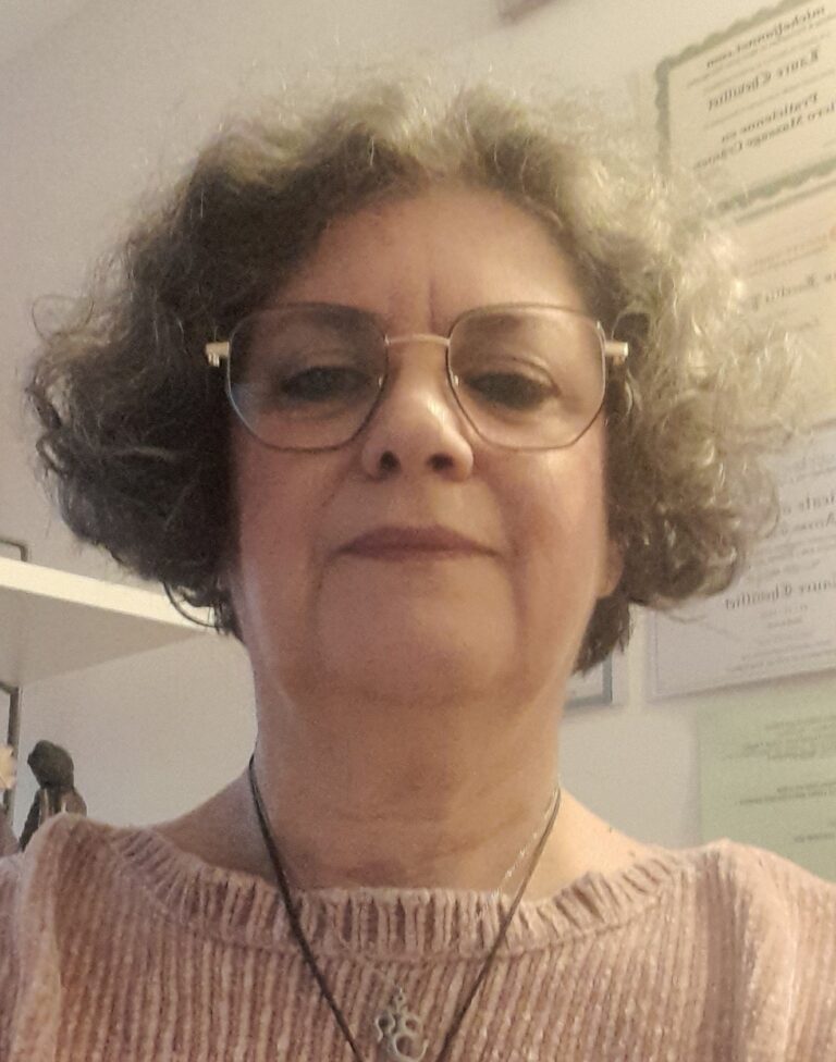 Laure Chevilliet, praticienne en soins énergétiques et accompagnement holistique.