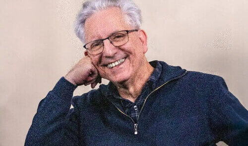Portrait de Jean-Frédéric Blanchard, psychanalyste psychosomaticien à Lyon, spécialiste en analyse des liens corps-esprit et en thérapie personnalisée.