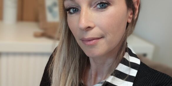 Marine Forissier, praticienne en soins énergétiques à Saint-Léger, Re-NouvÔ, lithothérapie et guidances en ligne.