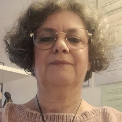 Laure Chevilliet, praticienne en soins énergétiques et accompagnement holistique.
